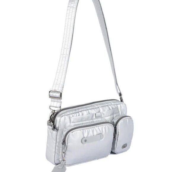 New (without tags) Lug Silver Switcheroo Crossbody w/new Lug Embossed Strap - Picture 3 of 10